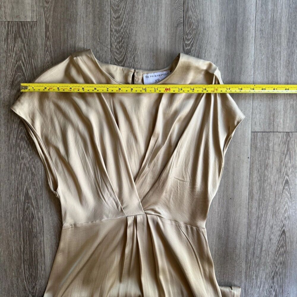 Golden-Beige Satin-like Midi V-neckline Short Sleeves Stretch Dress Sz XS Fits S - Picture 6 of 16